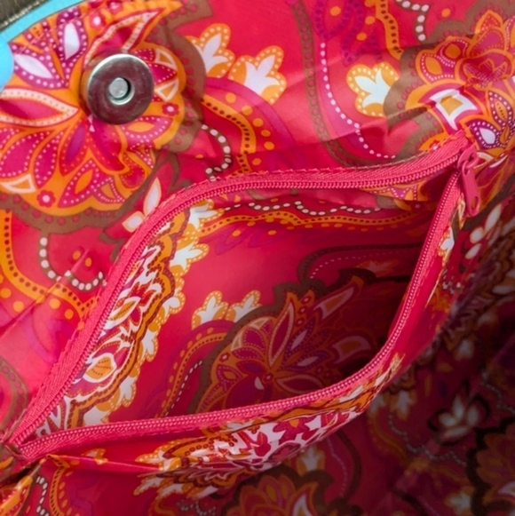 NWOT Bronze Metallic Faux Leather -Snap Shut Tote Bag w/ Bright Floral Lining - Picture 4 of 14